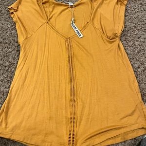 Moral Fiber mustard yello top